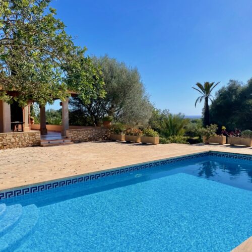 Fantastische Finca mit Meerblick und Pool zwischen S’Alqueria Blanca und Santanyí