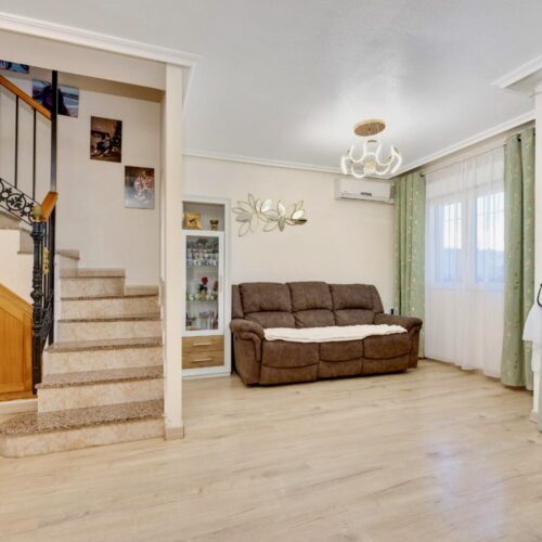 Reihenhaus mit 3 Schlafzimmern in Aguas Nuevas