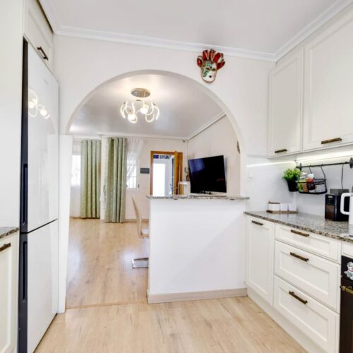 Reihenhaus mit 3 Schlafzimmern in Aguas Nuevas