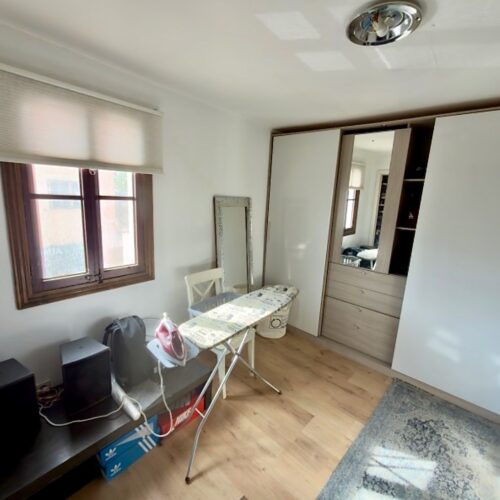 Lichtdurchflutetes Apartment mit 4 Schlafzimmern in strandnaher Lage