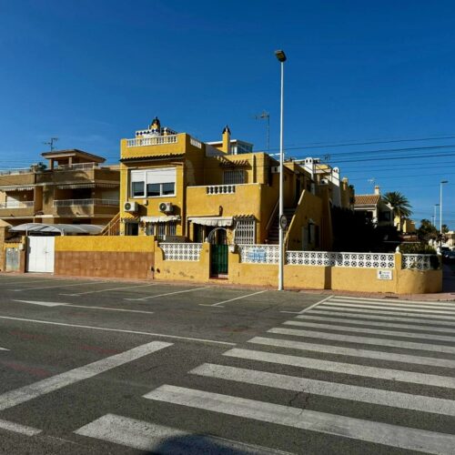 Chalet in Los Frutales