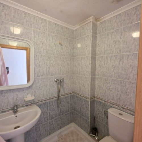 Zentrale 3-Zimmer-Wohnung in Torrevieja mit großer Terrasse