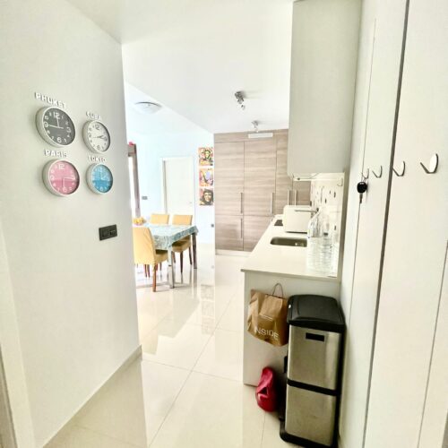 Modernes Chalet mit Pool, Dachterrasse & Garten in ruhiger Lage von Orihuela Costa