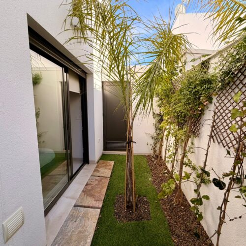 Exklusive Neubauvilla mit Pool und Meerblick in San Javier