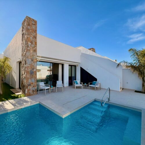 Exklusive Neubauvilla mit Pool und Meerblick in San Javier