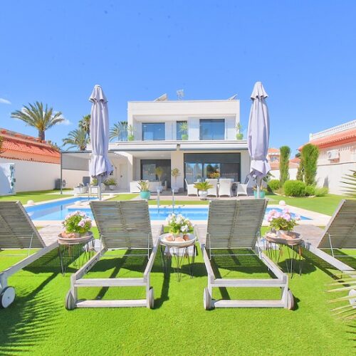 Exklusive Villa in erster Meereslinie mit Pool und traumhaftem Blick auf das Mar Menor