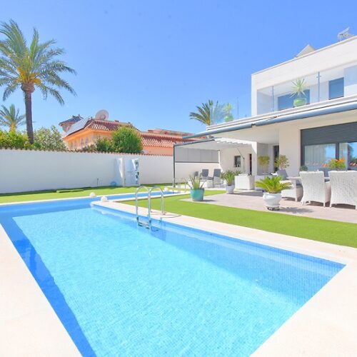 Exklusive Villa in erster Meereslinie mit Pool und traumhaftem Blick auf das Mar Menor