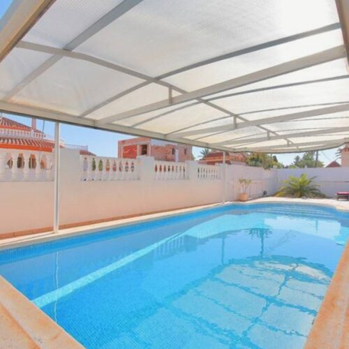 Freistehende Ferienvilla mit Pool nur wenige Schritte vom Mar Menor