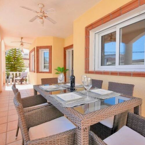 Freistehende Ferienvilla mit Pool nur wenige Schritte vom Mar Menor