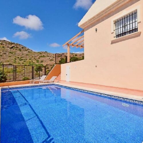 Ferienvilla mit Panoramablick und privatem Pool am Mar Menor