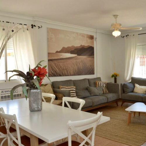 Mediterrane Villa mit Pool und nur wenigen Schritten zum Mar Menor