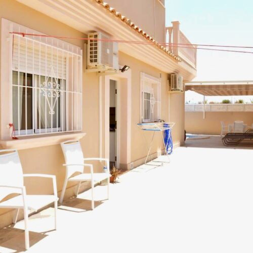 Mediterrane Villa mit Pool und nur wenigen Schritten zum Mar Menor
