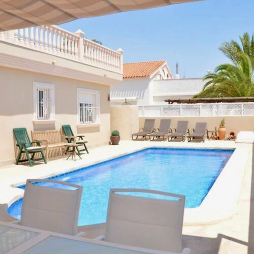 Mediterrane Villa mit Pool und nur wenigen Schritten zum Mar Menor