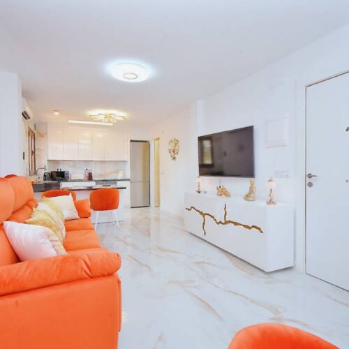 Erdgeschoss-Apartment mit großer Sonnenterrasse & Poolnähe am Mar Menor