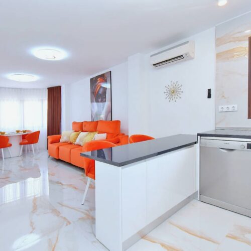 Erdgeschoss-Apartment mit großer Sonnenterrasse & Poolnähe am Mar Menor