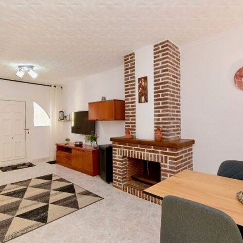 Bungalow mit zwei Terrassen nahe dem Mar Menor