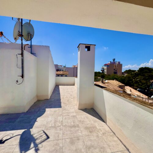 Stilvolle Wohnung mit Dachterrasse und Meerblick in Porto Cristo