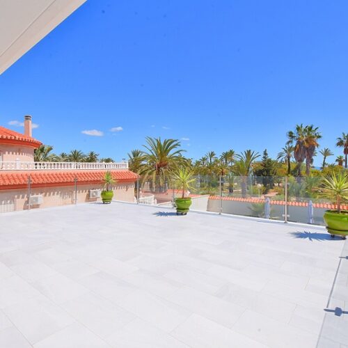 Exklusive Villa in erster Meereslinie mit Pool und traumhaftem Blick auf das Mar Menor