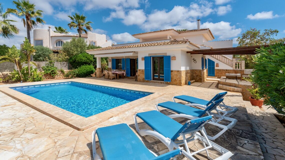 Mediterrane Villa mit Gästeapartment und Meerblick in Cala Santanyí