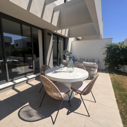 Exklusive Neubauvilla mit privatem Pool und Dachterrasse in Puig de Ros