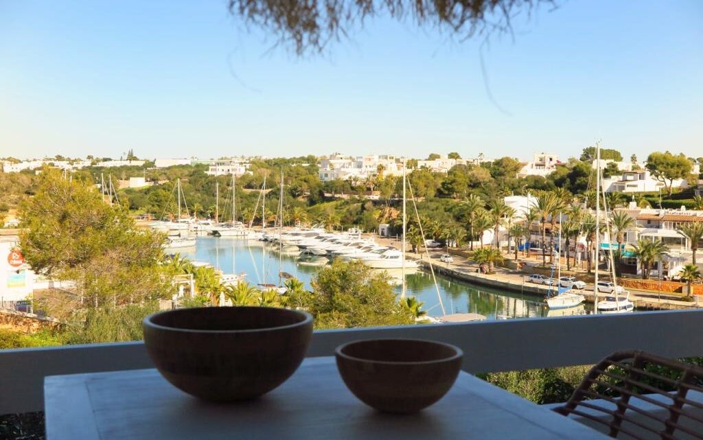 Exklusives Apartment mit unverbaubarem Blick auf den Yachthafen von Cala d'Or